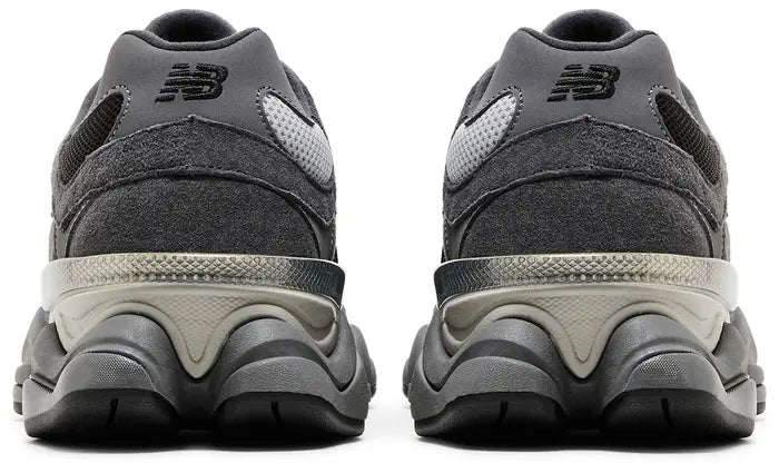 9060 'Black Castlerock'