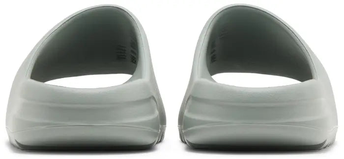Yeezy Slides 'Salt'