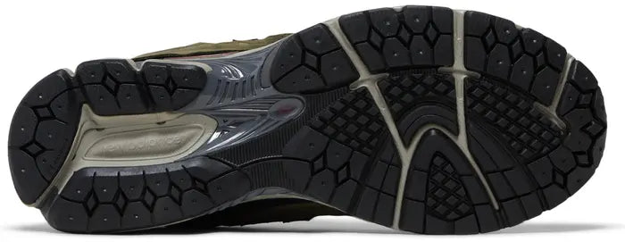 2002R 'Protection Pack - Dark Moss'