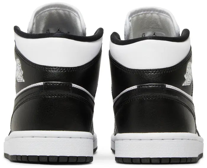 Wmns Air Jordan 1 Mid 'Panda'