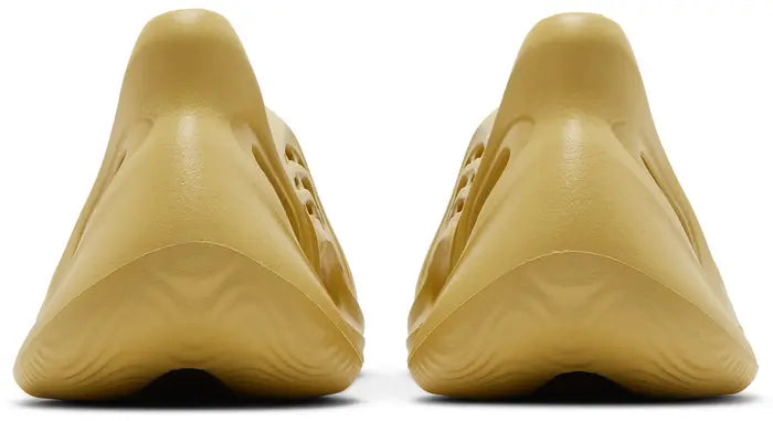 Yeezy Foam Runner 'Sulfur'