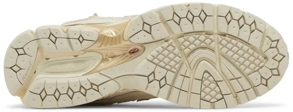 2002R 'Protection Pack - Sandstone'