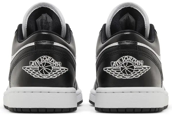 Wmns Air Jordan 1 Low 'Panda'