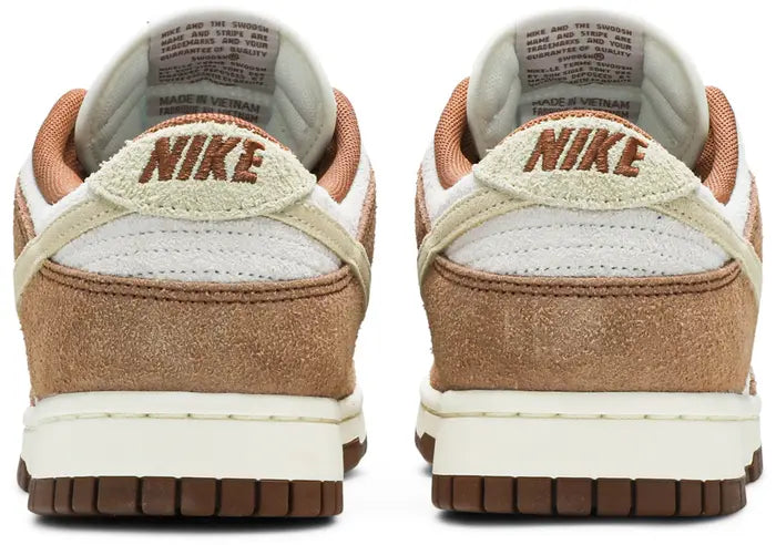 Dunk Low Premium 'Medium Curry'