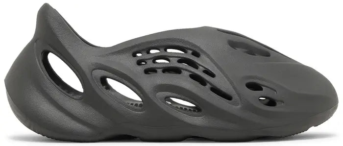 Yeezy Foam Runner 'Carbon'