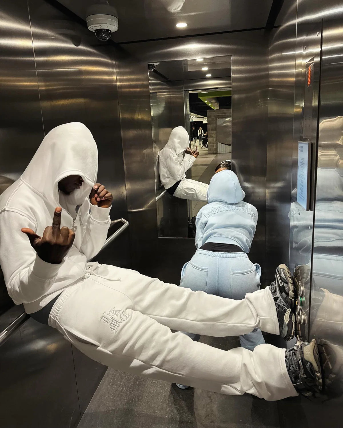 Distressed Zip Hoodie White