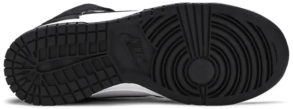 Wmns Dunk High 'Black White'
