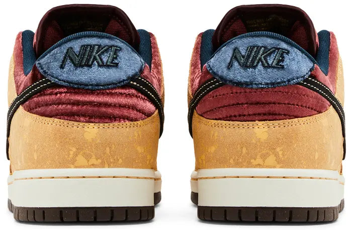 Dunk Low SB 'City of Cinema'