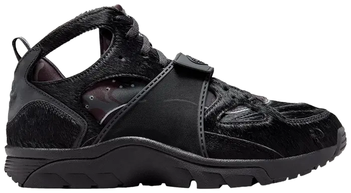 Corteiz x Air Trainer Huarache 'Onyx'