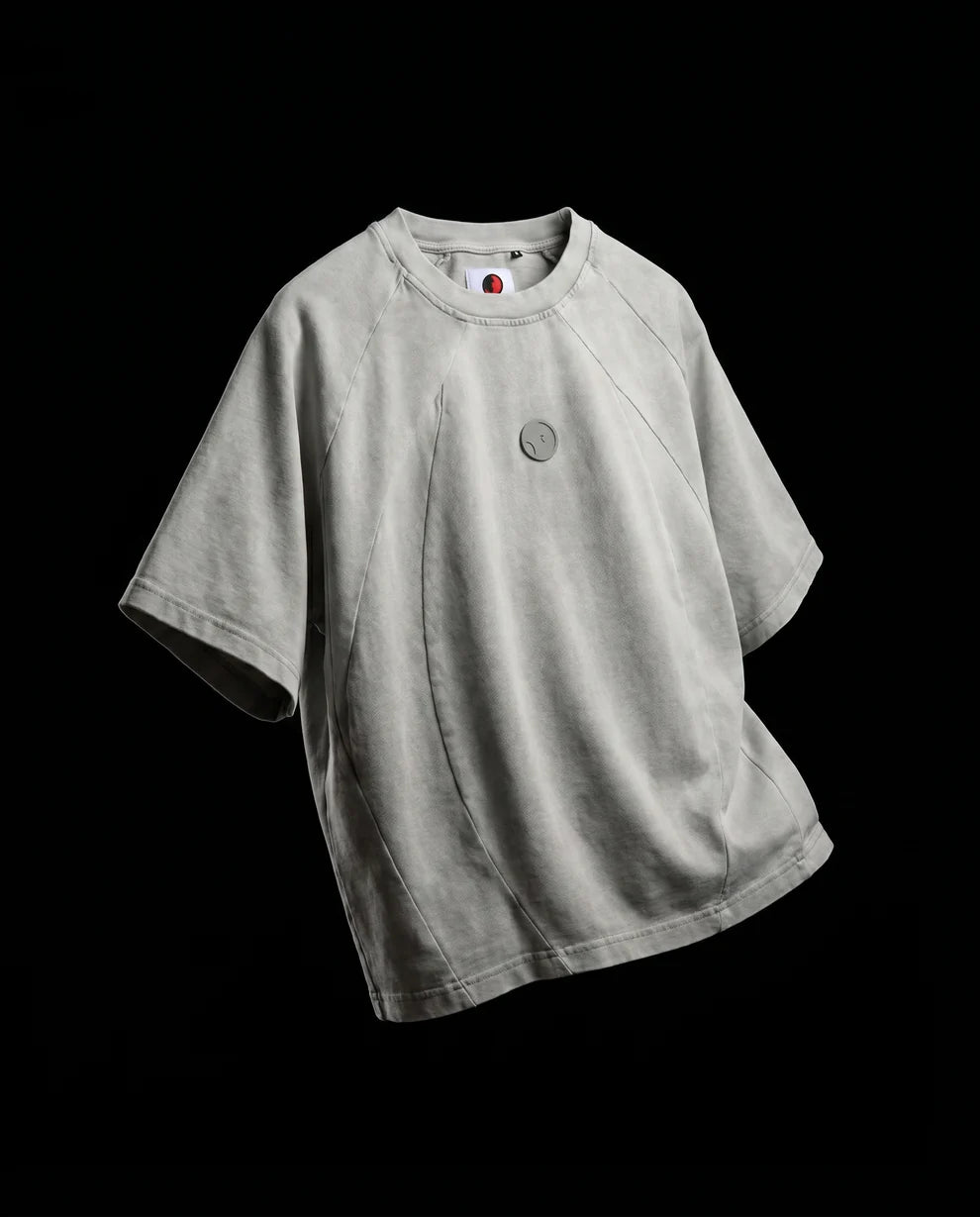 IRON TEE // STONE WHITE
