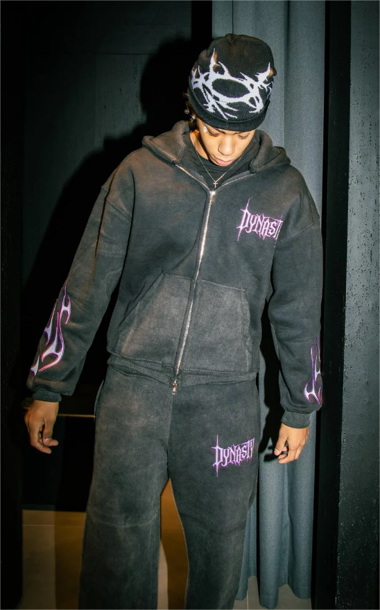 Tribal Flame Zip Hoodie Washed Black