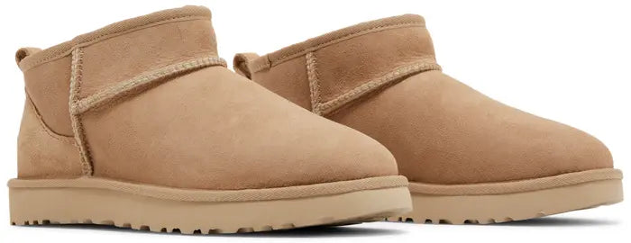 Wmns Classic Ultra Mini Boot 'Sand'
