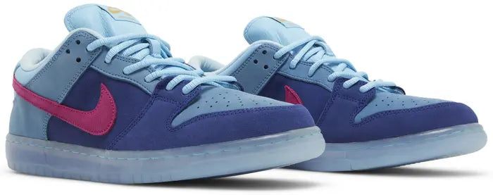 Run The Jewels x Dunk Low SB '4/20'
