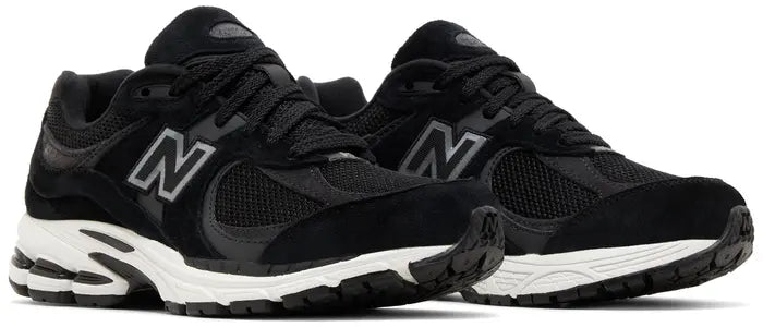 2002R 'Black Gunmetal'