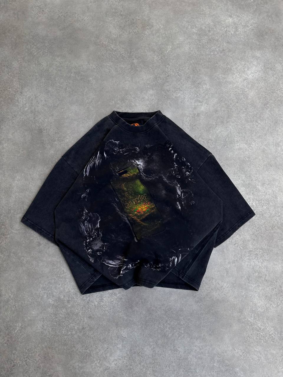 ECLIPSED GARDEN // TEE