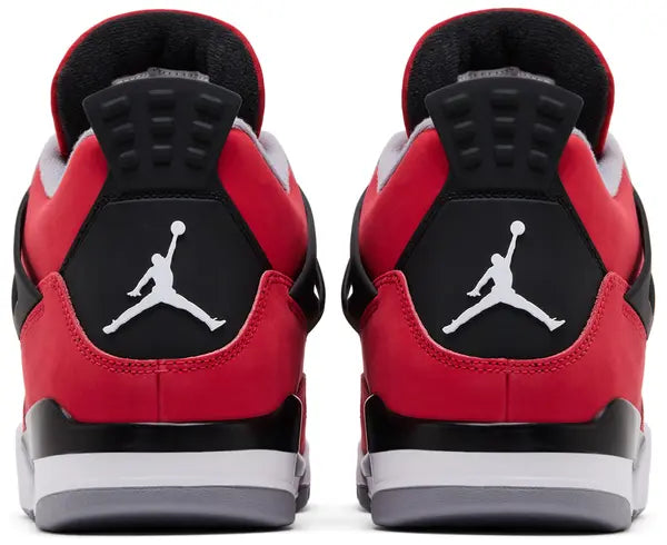Air Jordan 4 Retro 'Toro Bravo' 2026