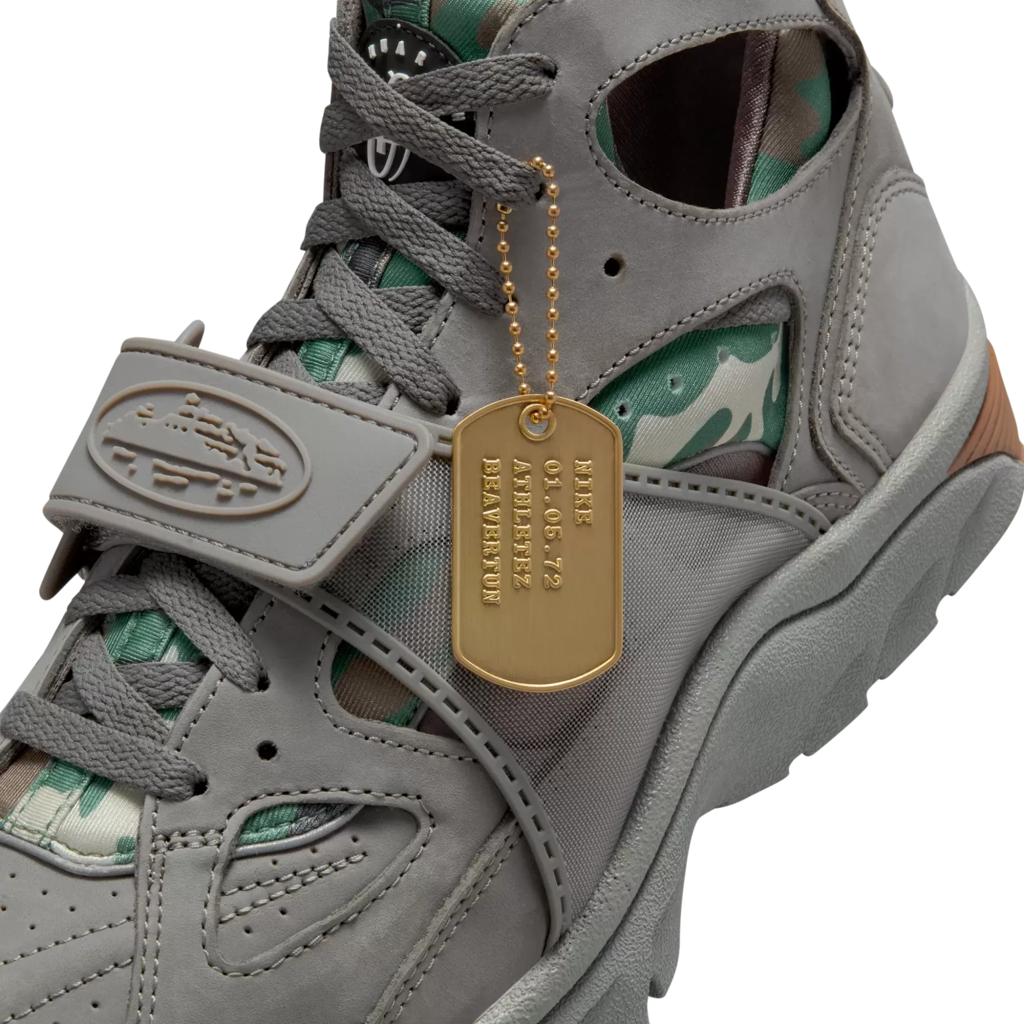 Corteiz x Air Trainer Huarache 'Gully Grey'